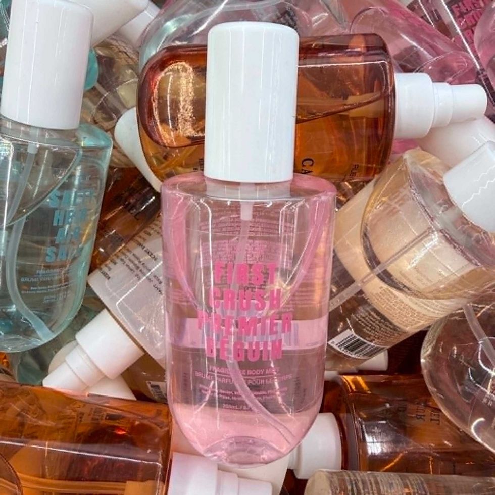 S\u00e9lectio de brumes parfum\u00e9es pour le corps en vente au Tigre G\u00e9ant pour 8 $.