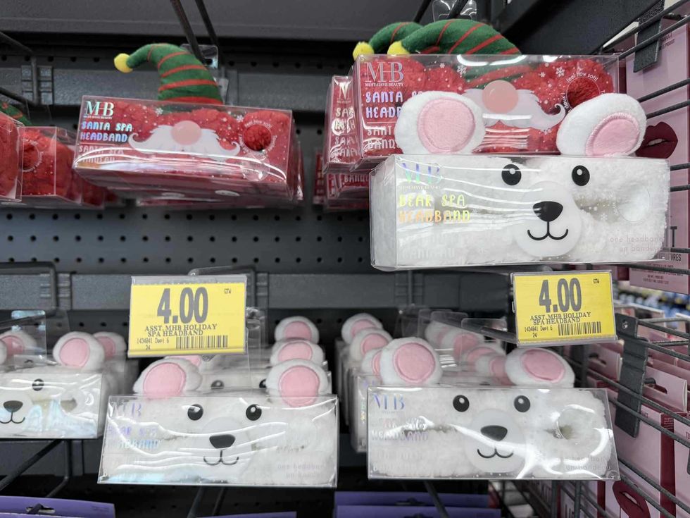 S\u00e9lection de bandeaux pour spa en vente au Tigre G\u00e9ant pour 4 $.