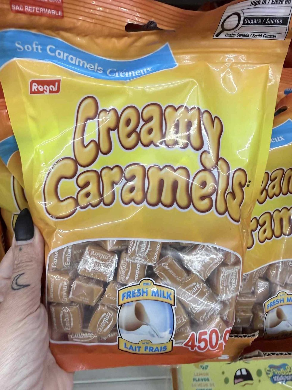 Sacs de caramel vendus au Walmart.