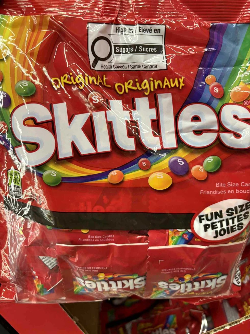 Sacs de Skittles vendus au Walmart.