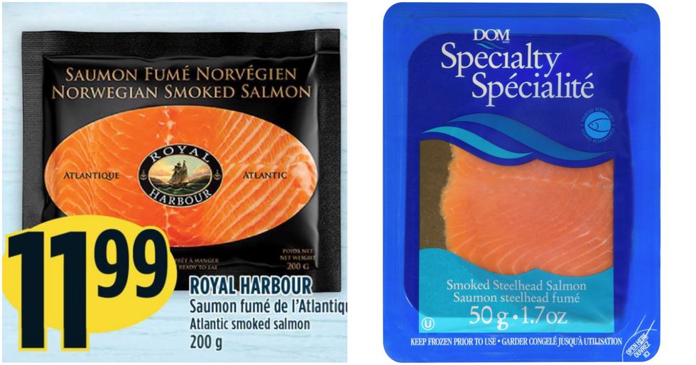 Saumon fum\u00e9 de l\u2019Atlantique de la marque Royal Harbour dans son emballage noir. Droite : Saumon fum\u00e9 Steelhead de la marque Dom dans son emballage bleu sur fond blanc.