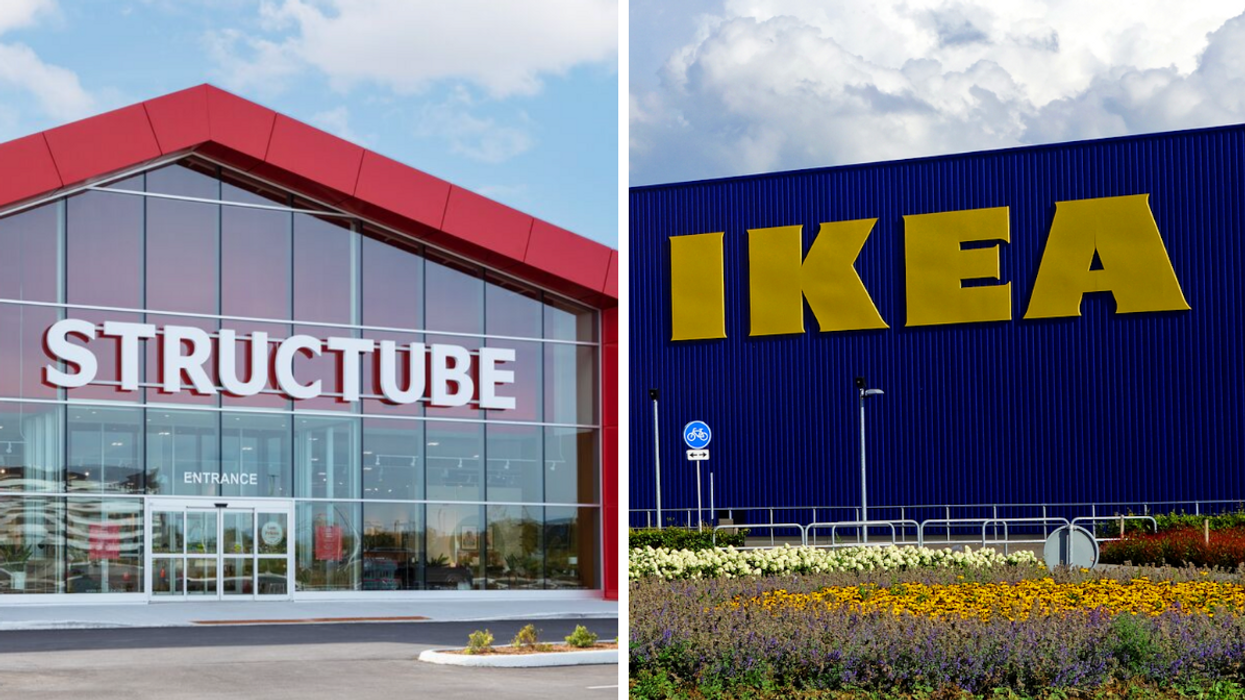 Structube. Droite : IKEA.
