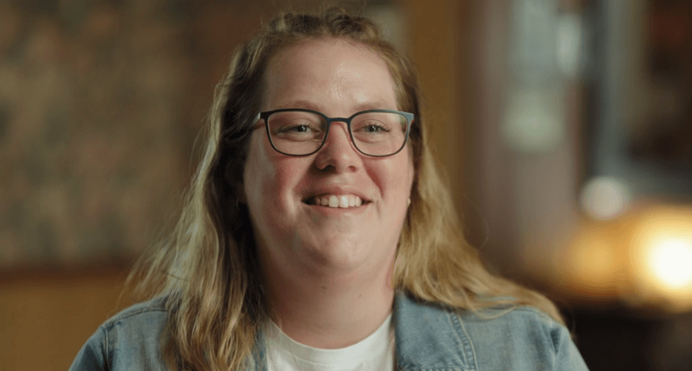 \u00c9milie de L'amour est dans le pr\u00e9 12.