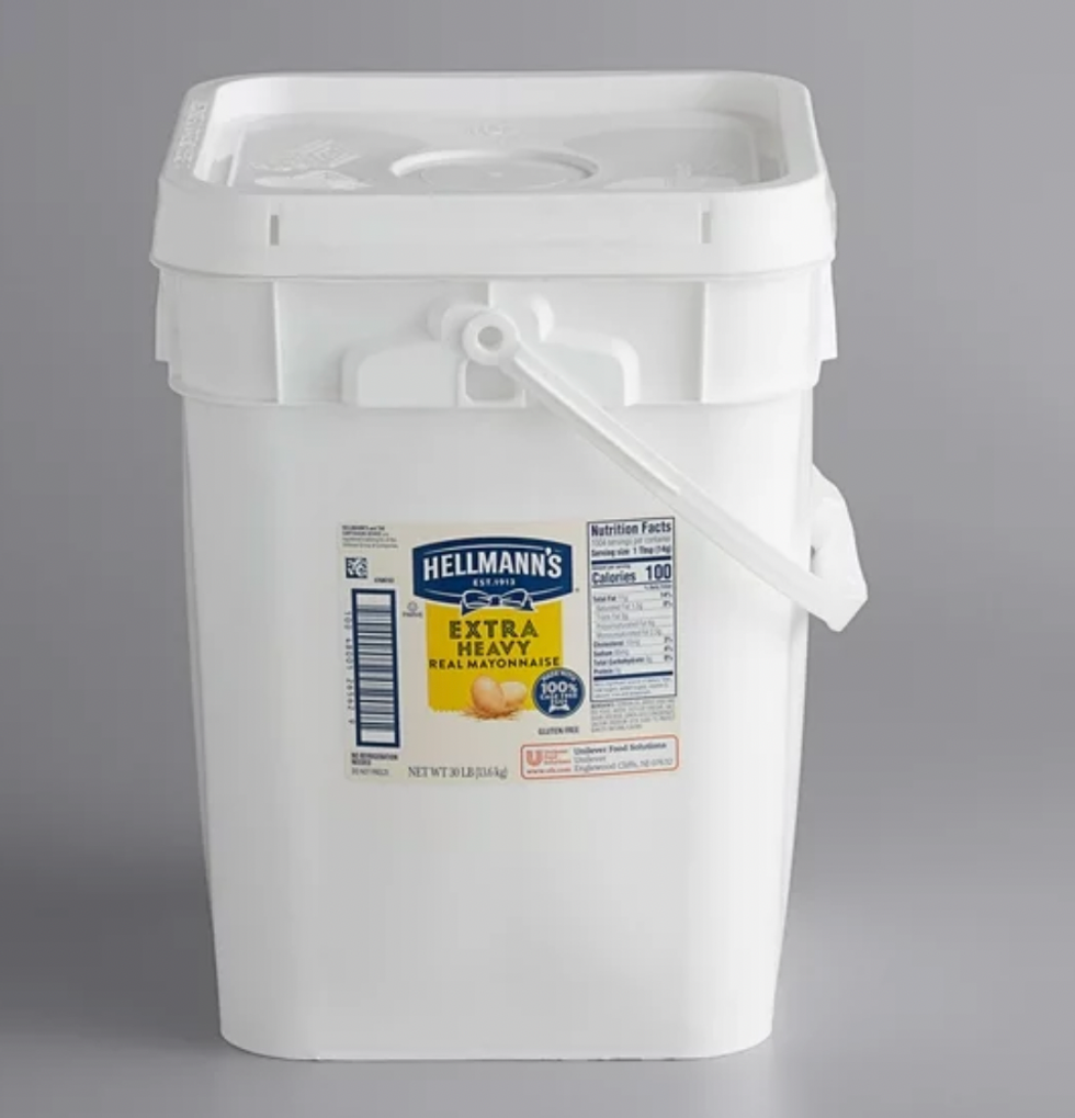 \u200b30 lb de mayonnaise Hellmann's vendus sur le site du Walmart.