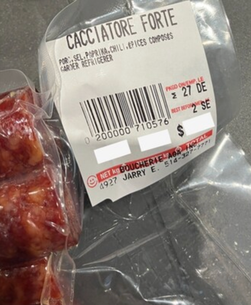 \u200bDes saucissons \u00ab cacciatore forte \u00bb.