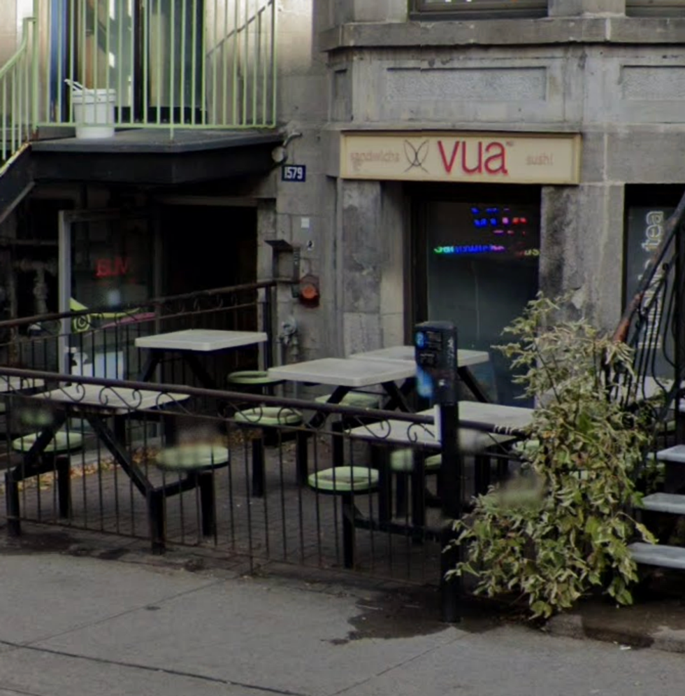\u200bDevanture du restaurant Vua Sandwichs \u00e0 Montr\u00e9al.