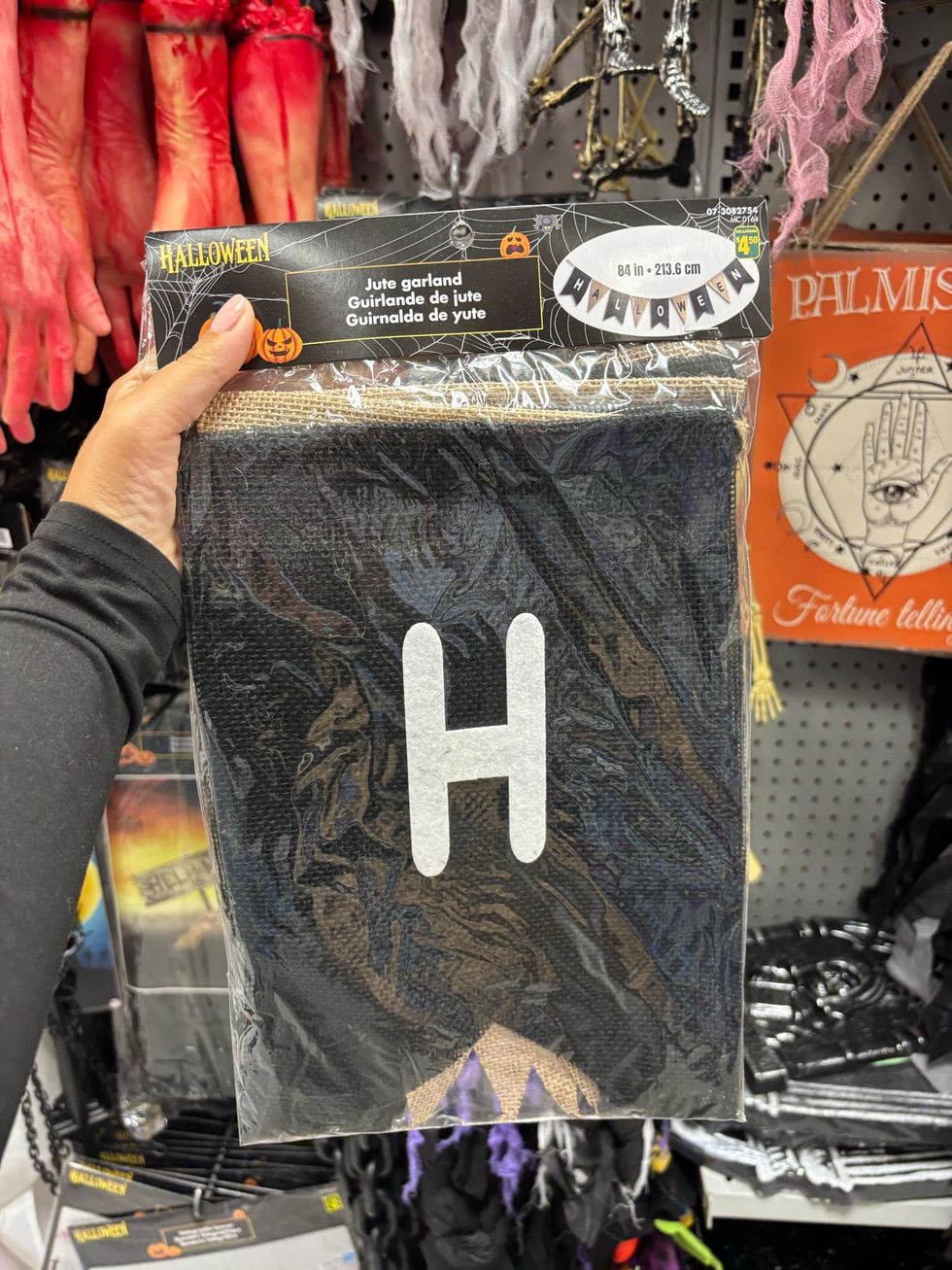 \u200bGuirlande \u00ab Happy Halloween \u00bb rustique.