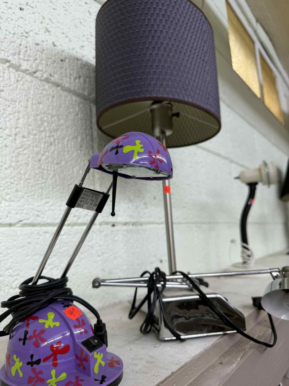 \u200bLampes usag\u00e9es en vente en friperie.