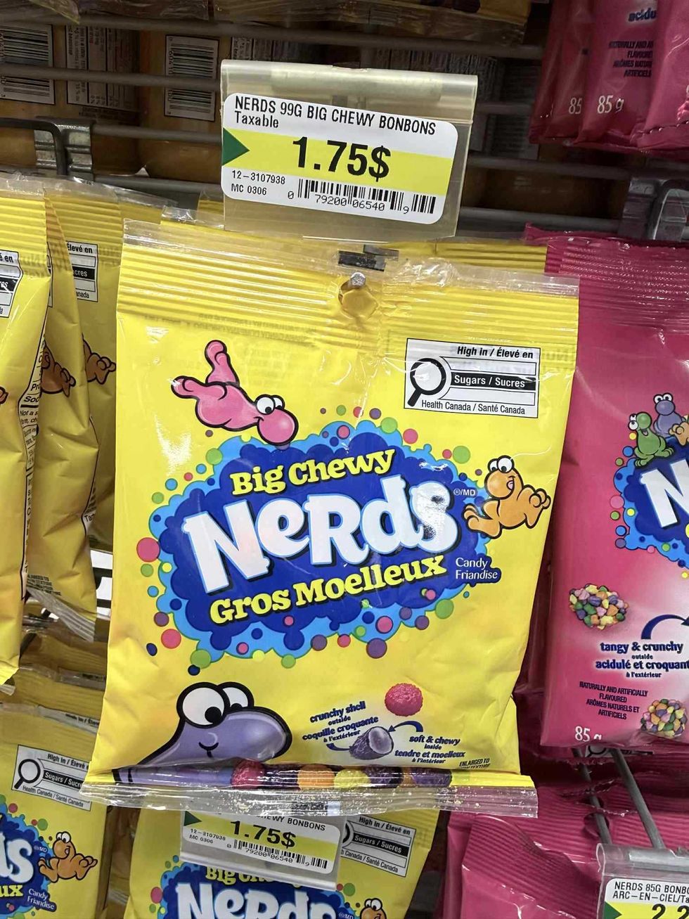 \u200bS\u00e9lection de bonbons Nerds en vente au Dollarama pour 1,75 $.