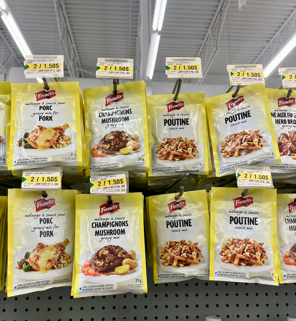 \u200bSachets de m\u00e9lange \u00e0 sauce French's au Dollarama.