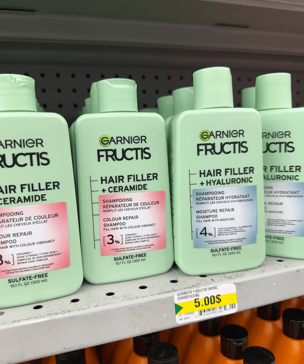 \u200bShampooings Garnier Fructis en sur les tablettes du Dollarama.