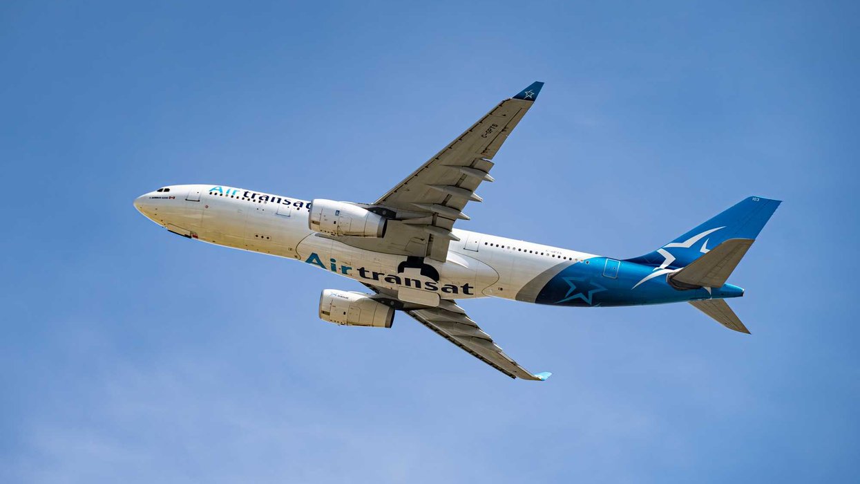 Un avion d'Air Transat