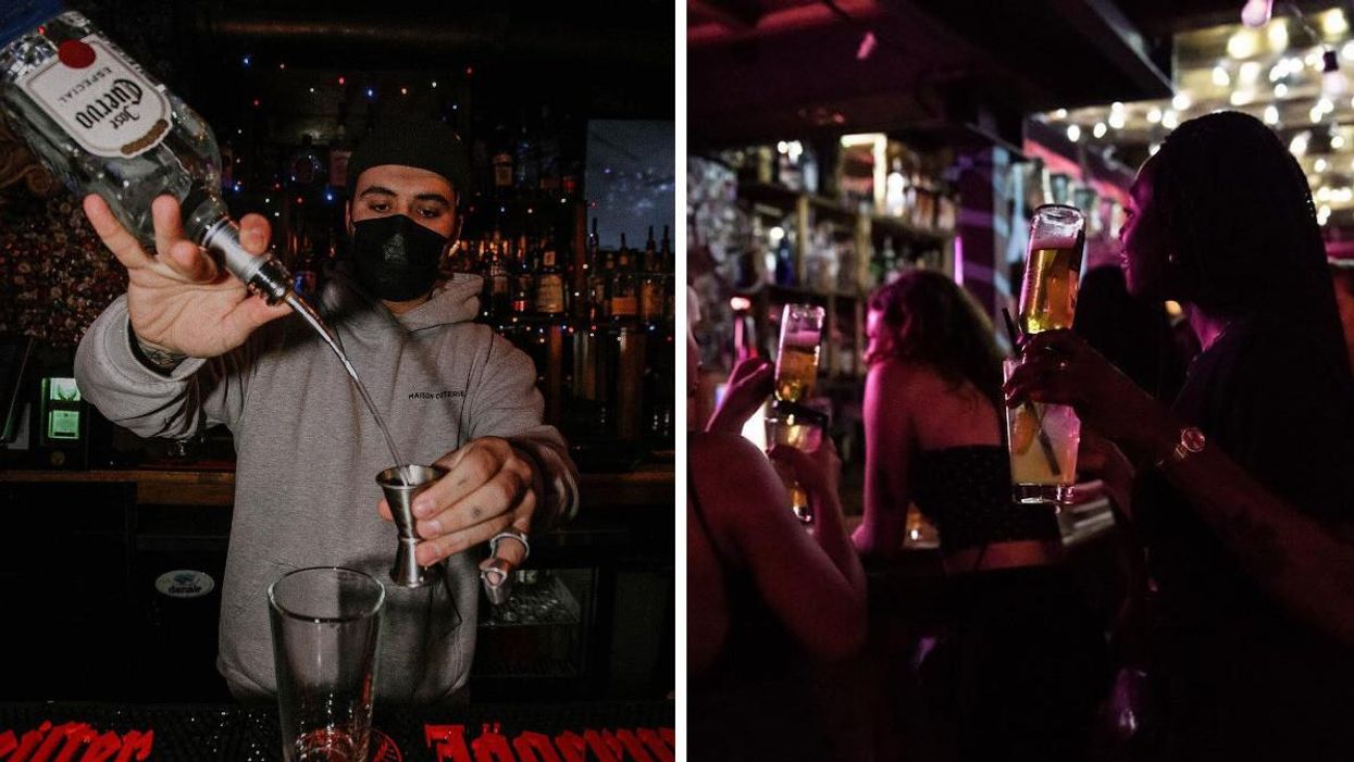 Un bartender prépare un cocktail à L'Entrepôt Mont-Royal. Droite : Des gens s'amusent dans un bar, verre à la main.