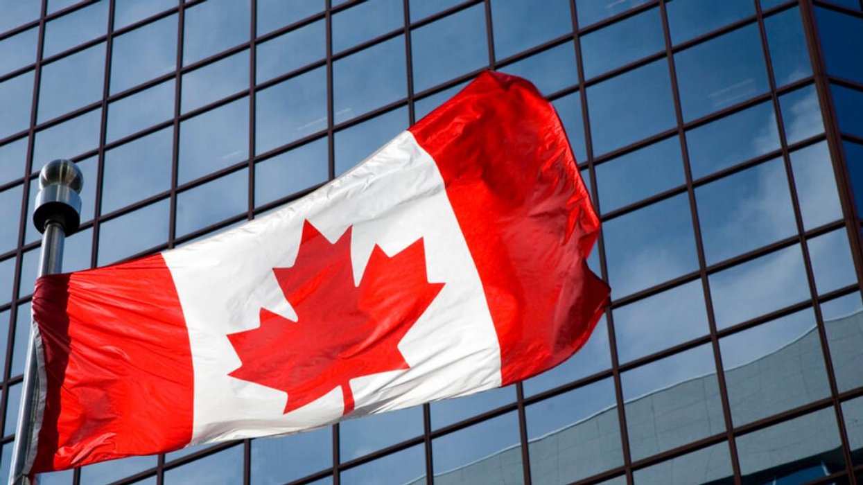 Un drapeau canadien.