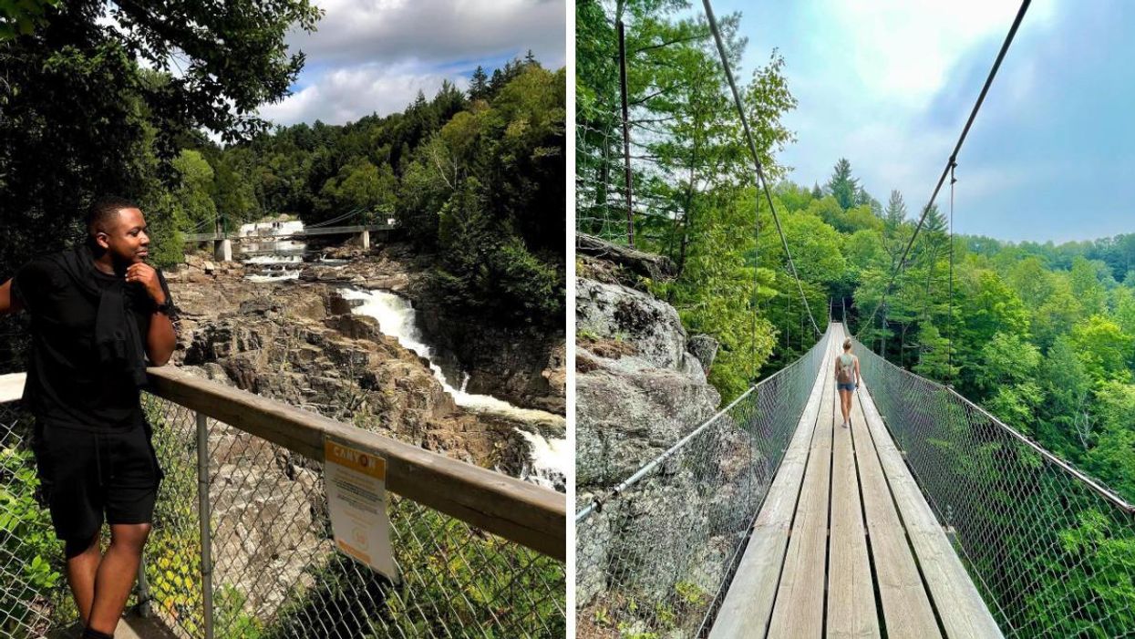 Un homme regarde le canyon accoté sur une rampe. Droite : Une personne marche sur le pont suspendu du Canyon Sainte-Anne.