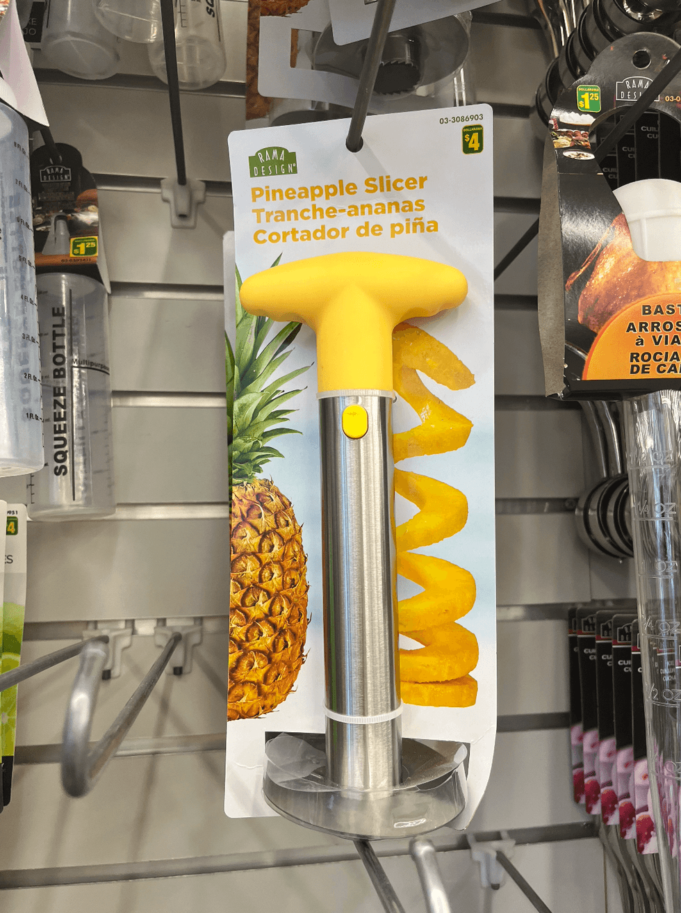 Un tranche-ananas.