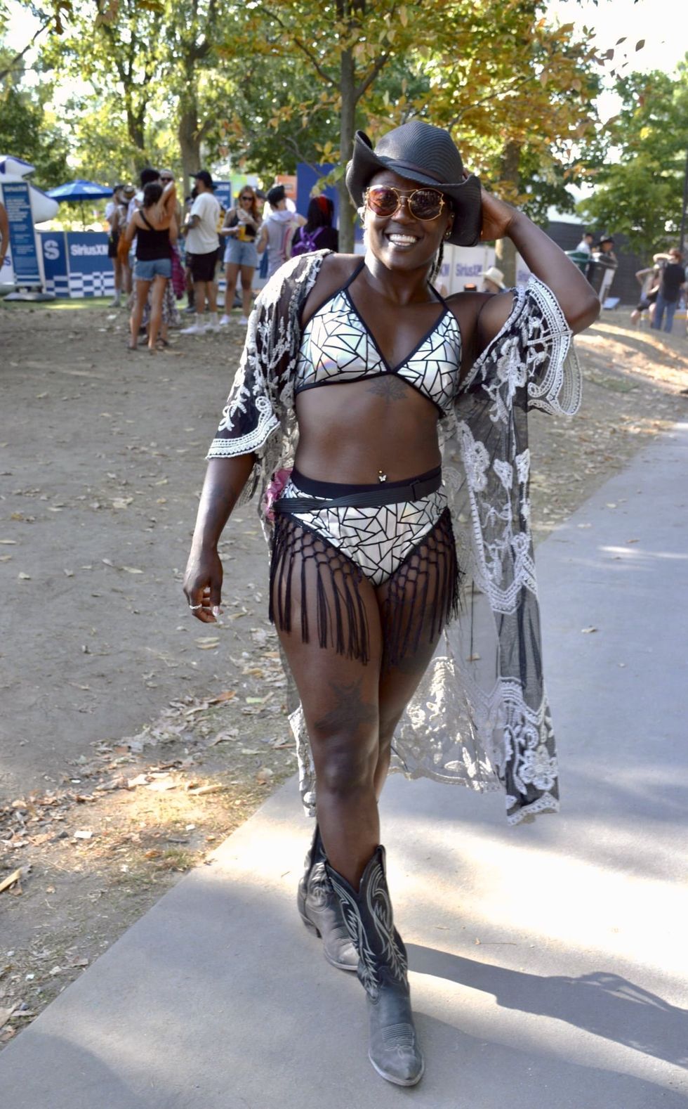 Une festivali\u00e8re \u00e0 LASSO 2025.