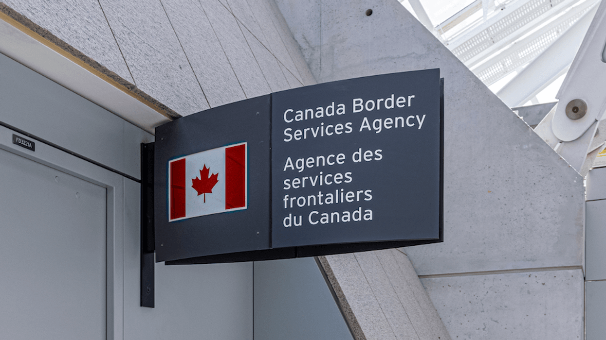 Une pancarte de l'Agence des services frontaliers du Canada.