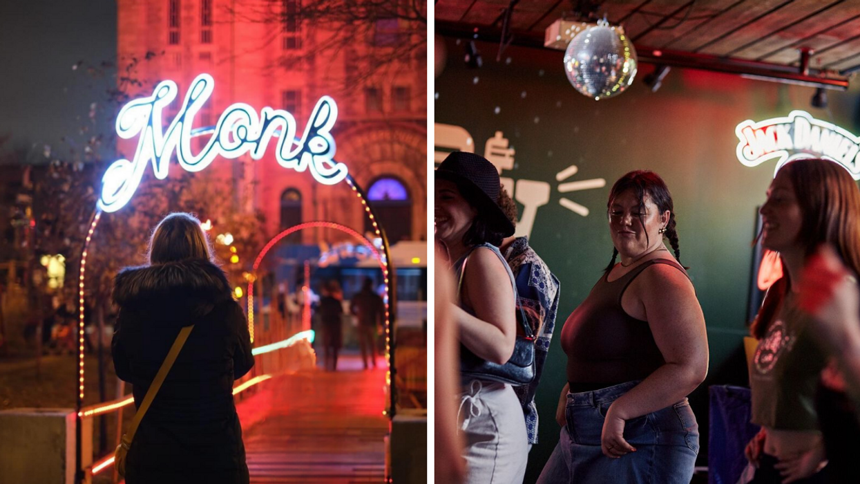 Une personne à la Fête des Lumières. Droite : Des gens qui dansent en ligne au Bottes et Whiskey.