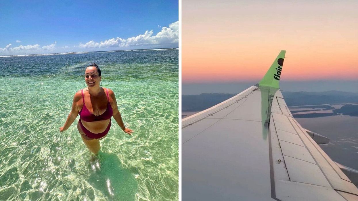 Une personne en bikini rouge prend la pose dans la mer turquoise. Droite : l'aileron d'un avion Flair surplombant les nuages et une ville.