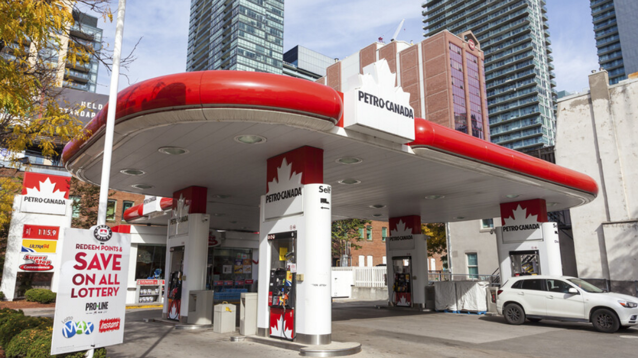 Une station-service de Petro-Canada.