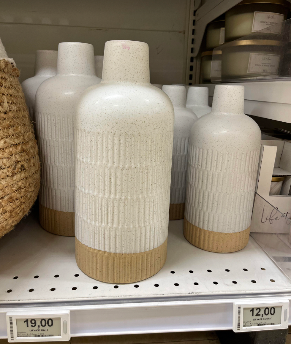 Vase cr\u00e8me et beige \u200bde chez Maxi & Cie.