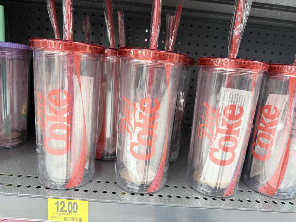 Verres \u00e0 paille Diet Coke en vente au Tigre G\u00e9ant pour 12 $.