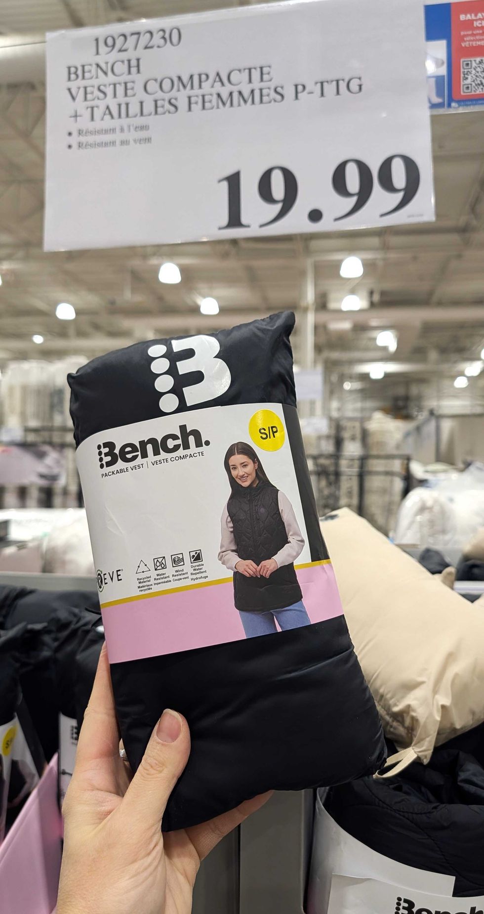 Veste compacte sans manche de la marque Bench.