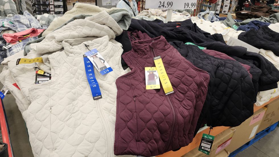 Vestes matelass\u00e9es.